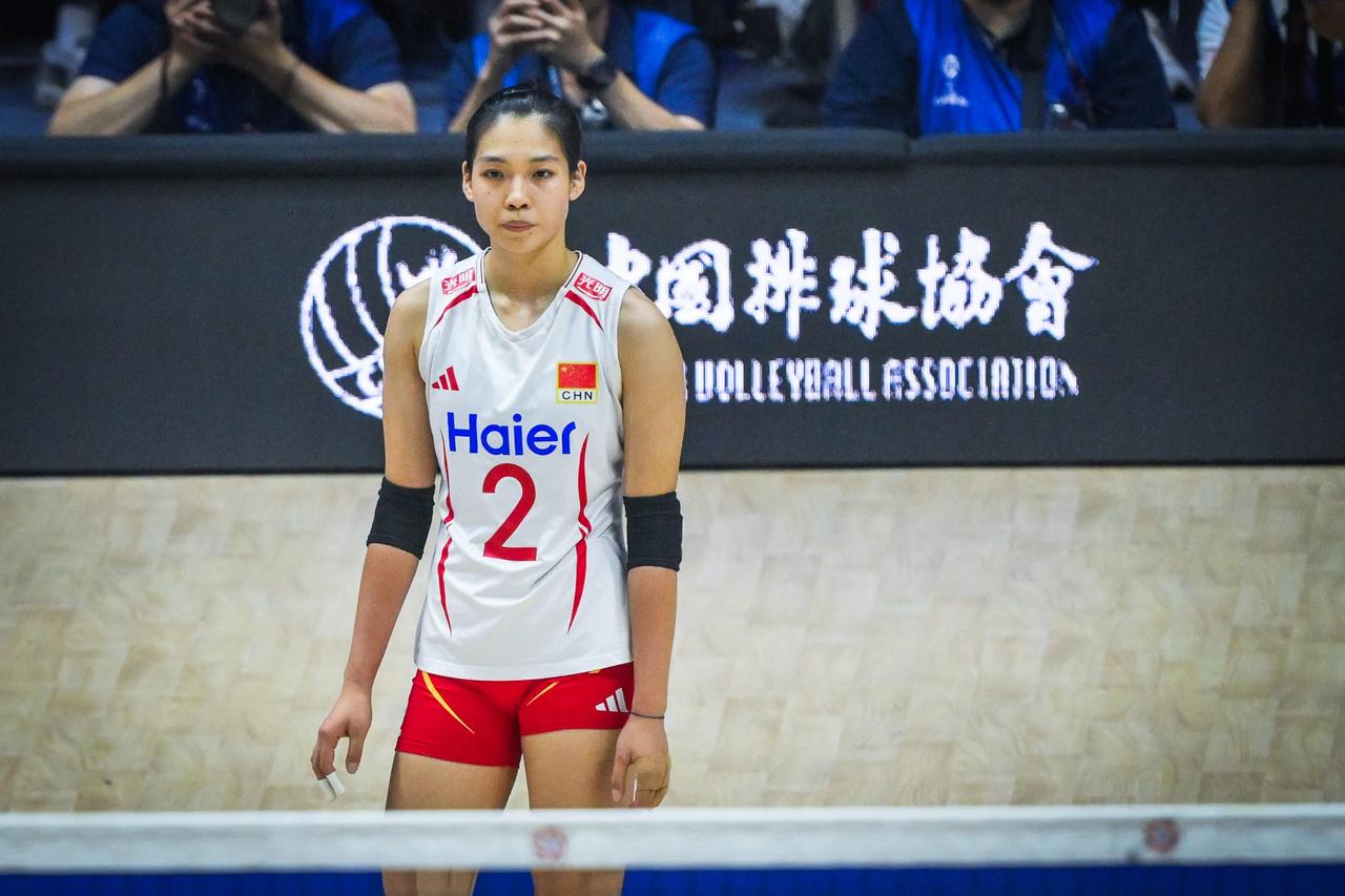 中国女排2-3不敌泰国女排，失去了亚锦赛冠军的同时，也失去了直通洛杉矶奥运会的资
