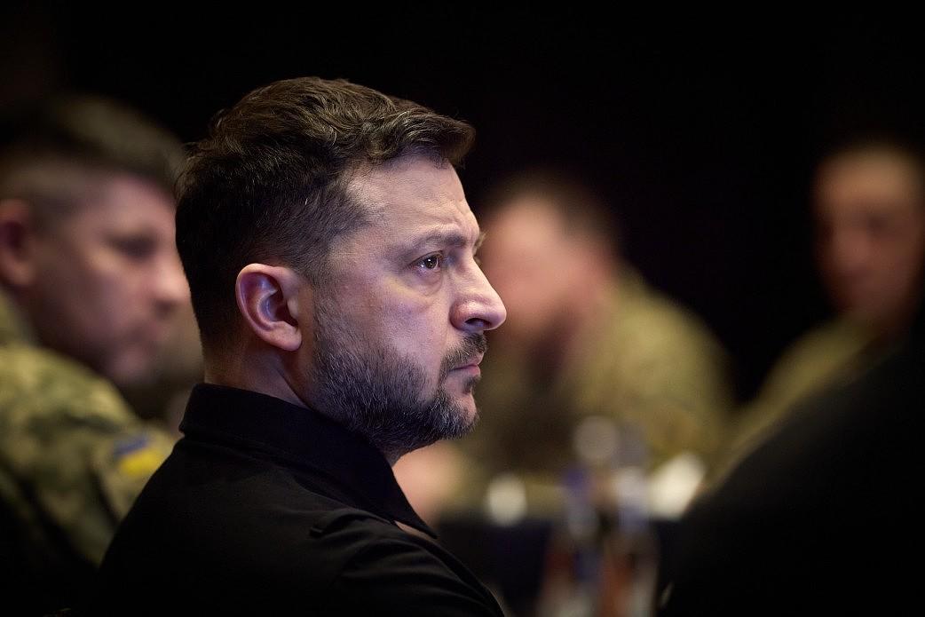 【#乌克兰被曝资金仅能维持两个月#】#泽连斯基连访中东三国签协议# 据报道，多重