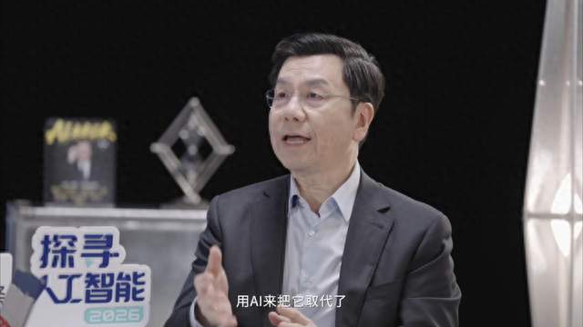 李开复扎心一问：几百个AI智能体，改了你财报哪个数字？