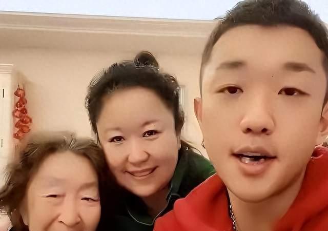 彭玉去世！私生活被扒：两段婚姻只是皮毛 ，生前习惯让人意外