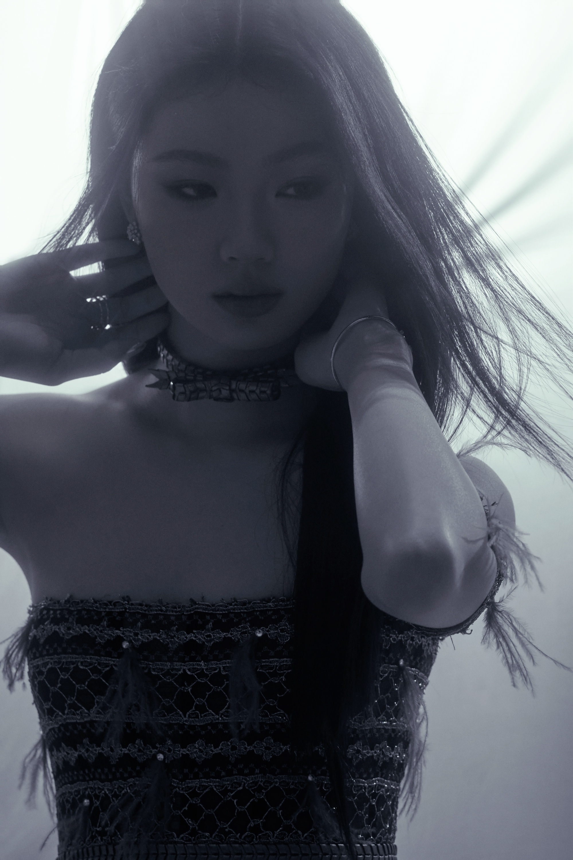 单依纯，浓颜直发，冷酷迷人的小姐姐。单依纯