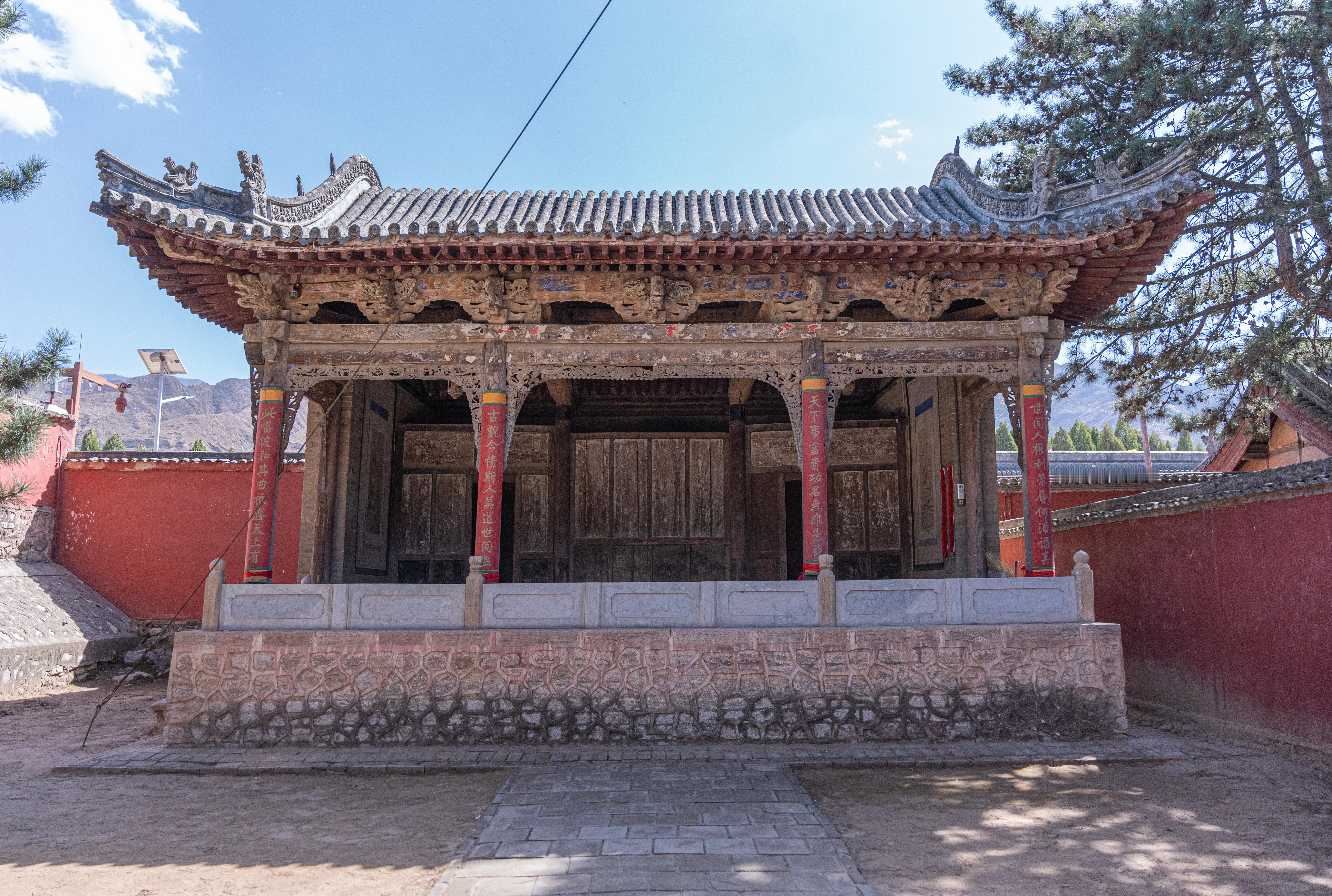 什么样的建筑能承载百多年来一群同样身份的人的心声？这就是五台繁峙县公主寺的关帝庙