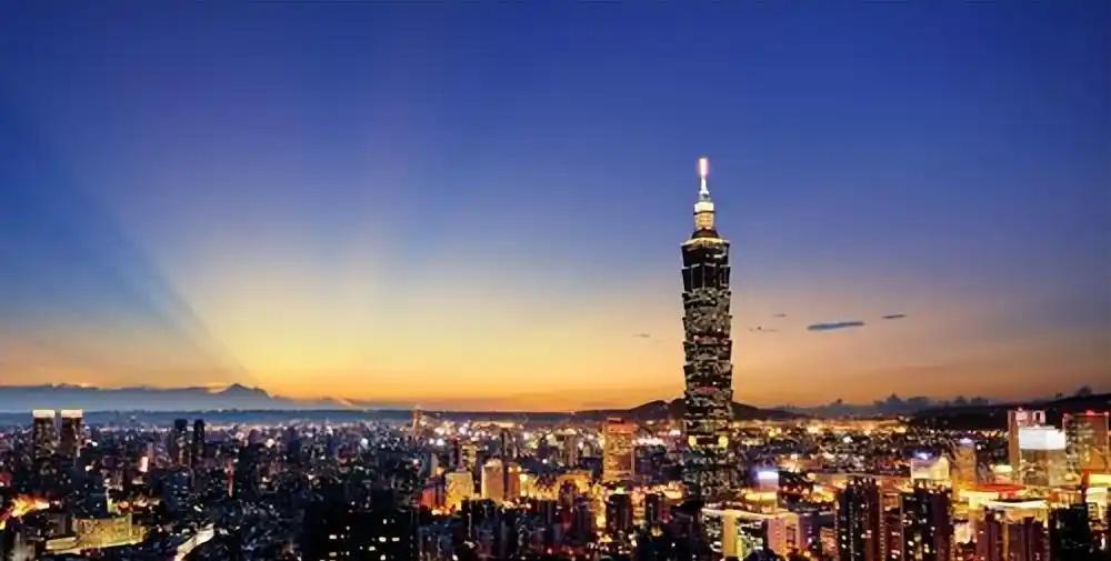 大陆已经向台湾省的同胞发出了正式通告，只要统一，大陆人民一律欢迎！

说实话，让