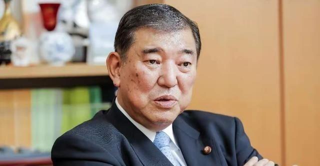 一旦开战，中国人的东风导弹将直接抵达日本。
1962年10月的古巴导弹危机给今天