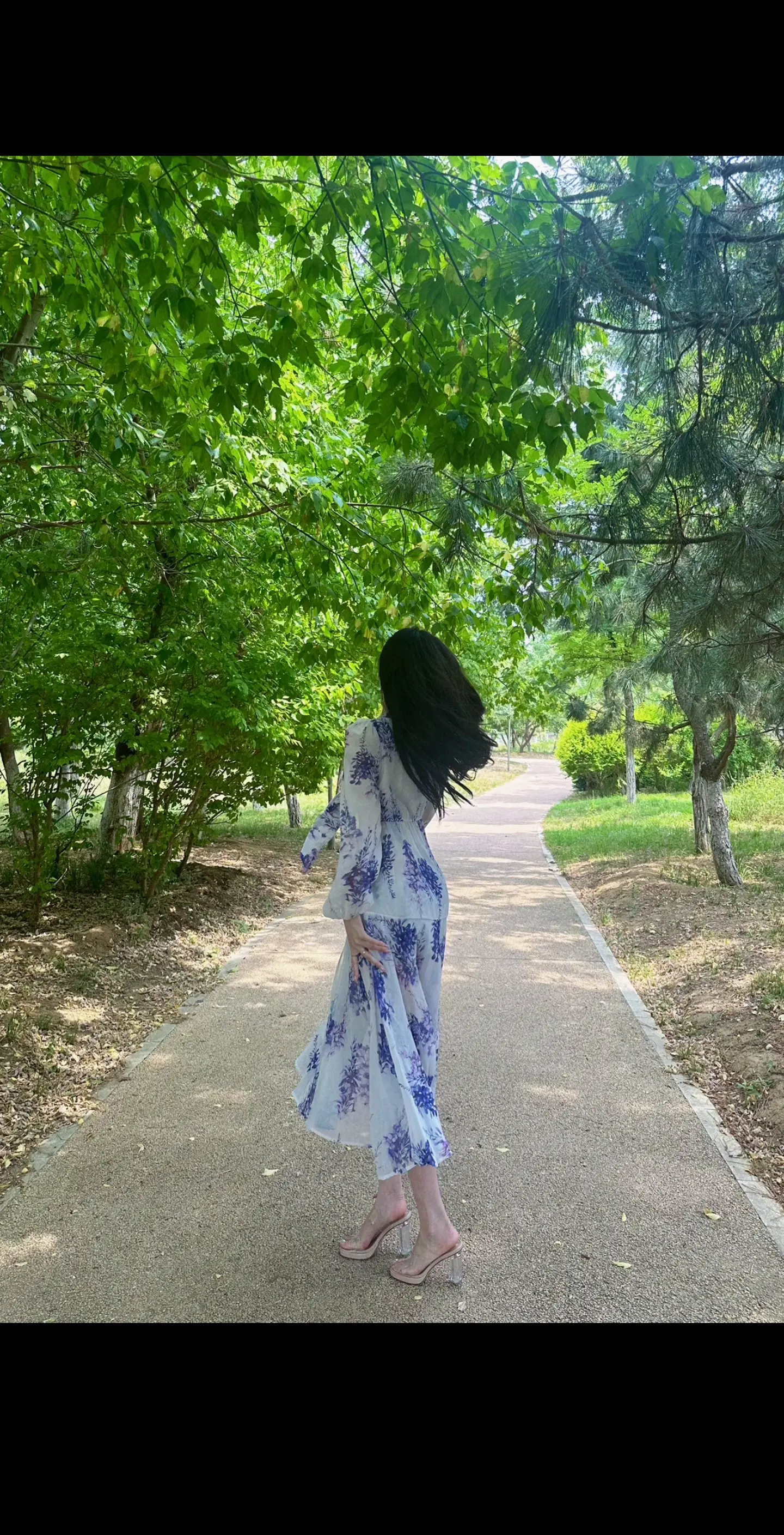 库存发一下吧昔日玫瑰以其名流芳，今人所持唯玫瑰之名。