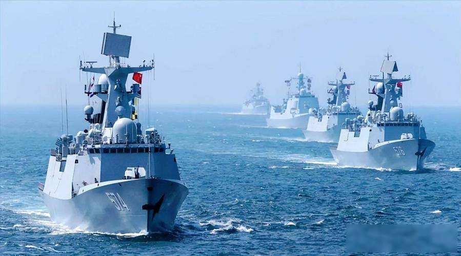 日本经济塌了，军费却疯涨，老百姓签名反战却被 Silence

2026年6月底