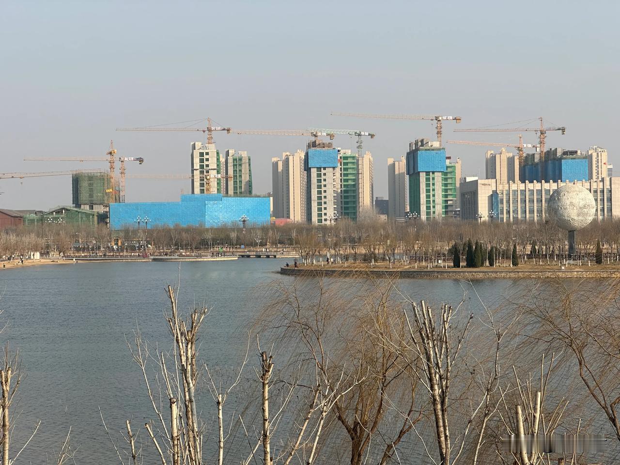 越来越多年轻人选择异地过年[允悲]我都想异地过年，感觉现在过年没年味，就是一个聚