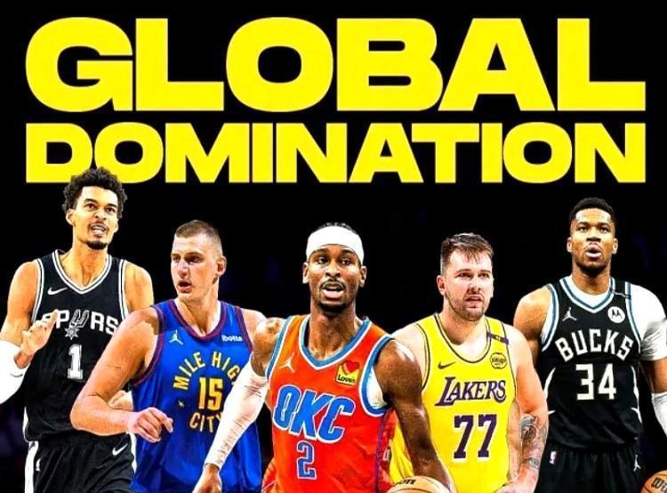 美国孩子不是不行了，是终于不瞎打了。
2018年那批AAU单挑王，数据炸裂，传球