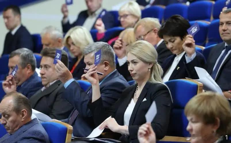 《每日邮报》：爱泼斯坦每天都会多次强奸未成年女孩！爱泼斯坦每天都会多次侵犯未成年