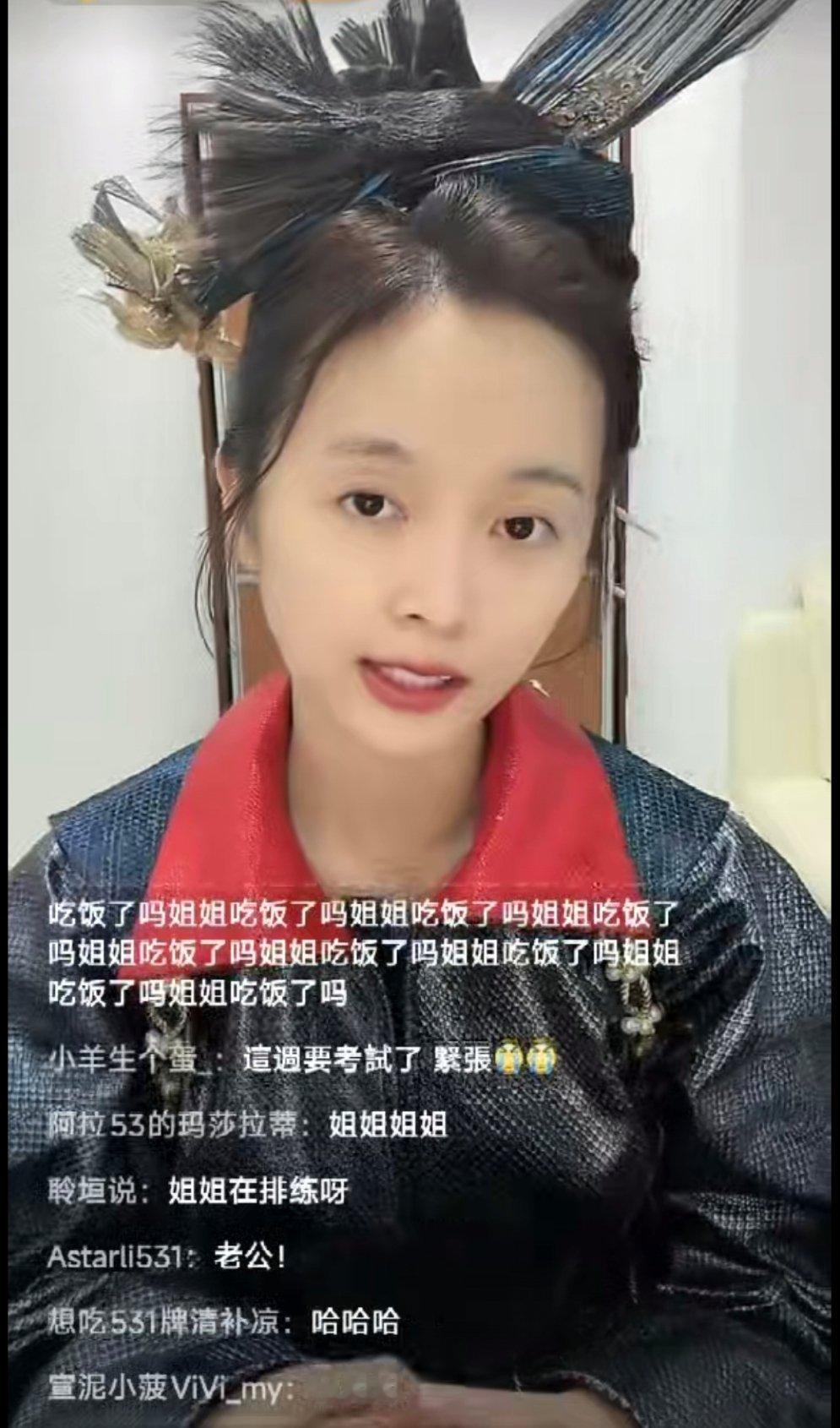 吴宣仪音乐剧排练压力大到干呕吴宣仪为音乐剧增重5斤熬过排练重压与身心考验，增重打