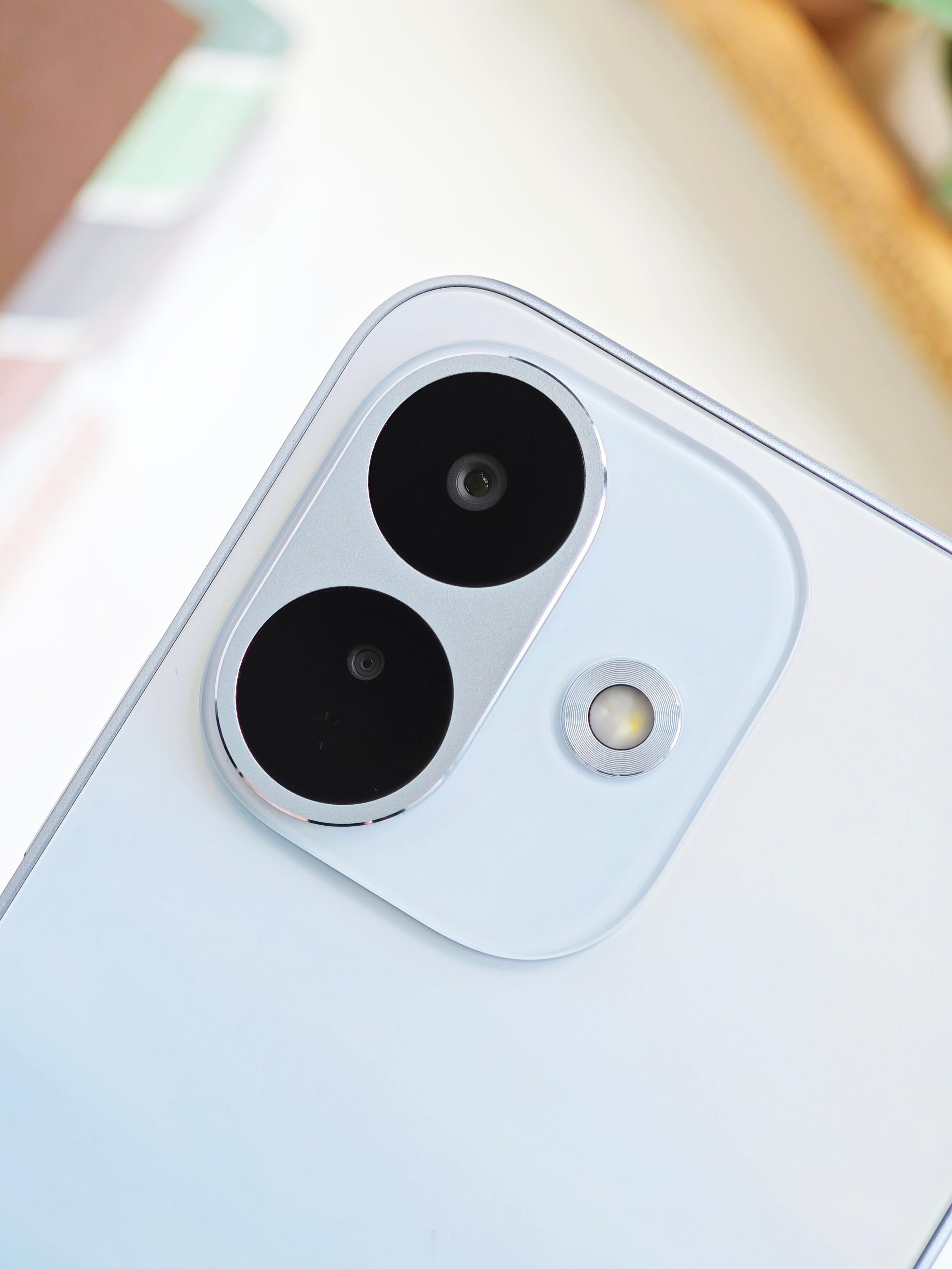 REDMI Note 17 Pro 开箱实测体验 📱外观防护方面，Note 1
