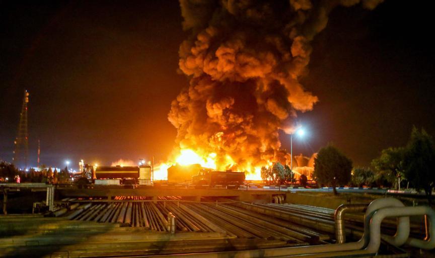 一招毙命！打了三年，俄军终于找到了乌克兰真正的“七寸”！当那座70年代的苏联变电