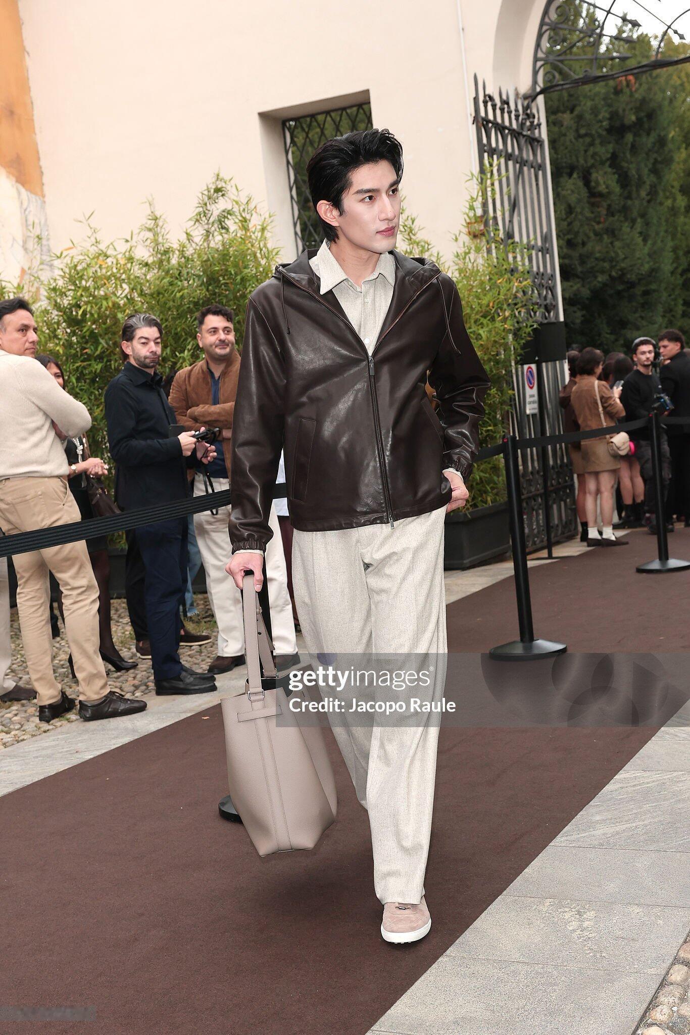 孙政✖️TOD‘S 2027 春夏大秀G社生图米兰时装周 ​​​
