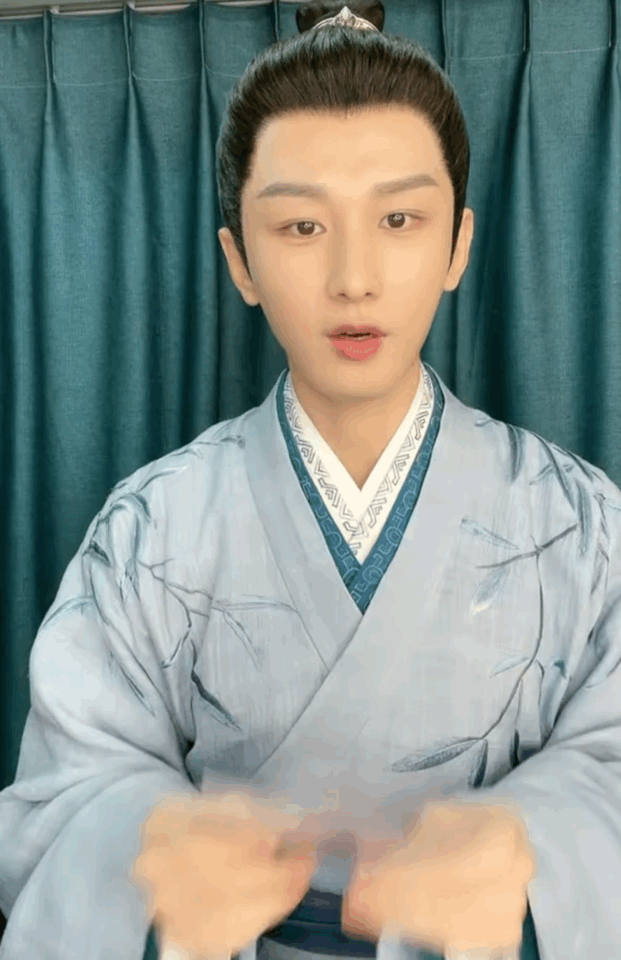 成毅演活谢淮安，这细节太戳人！
 
《长安二十四计》里，成毅把谢淮安这个“全智谋