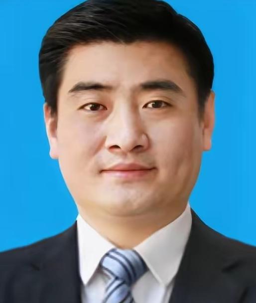 2026 年 5 月 5 日，安徽纪检监察网官方发布通报，安徽文学艺术院院长戴瑞