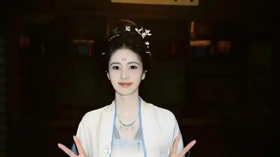白鹿临开机换编剧这事你们怎么看蒙淇淇说白鹿换编剧这事我信了，于正出来洗地反而更可