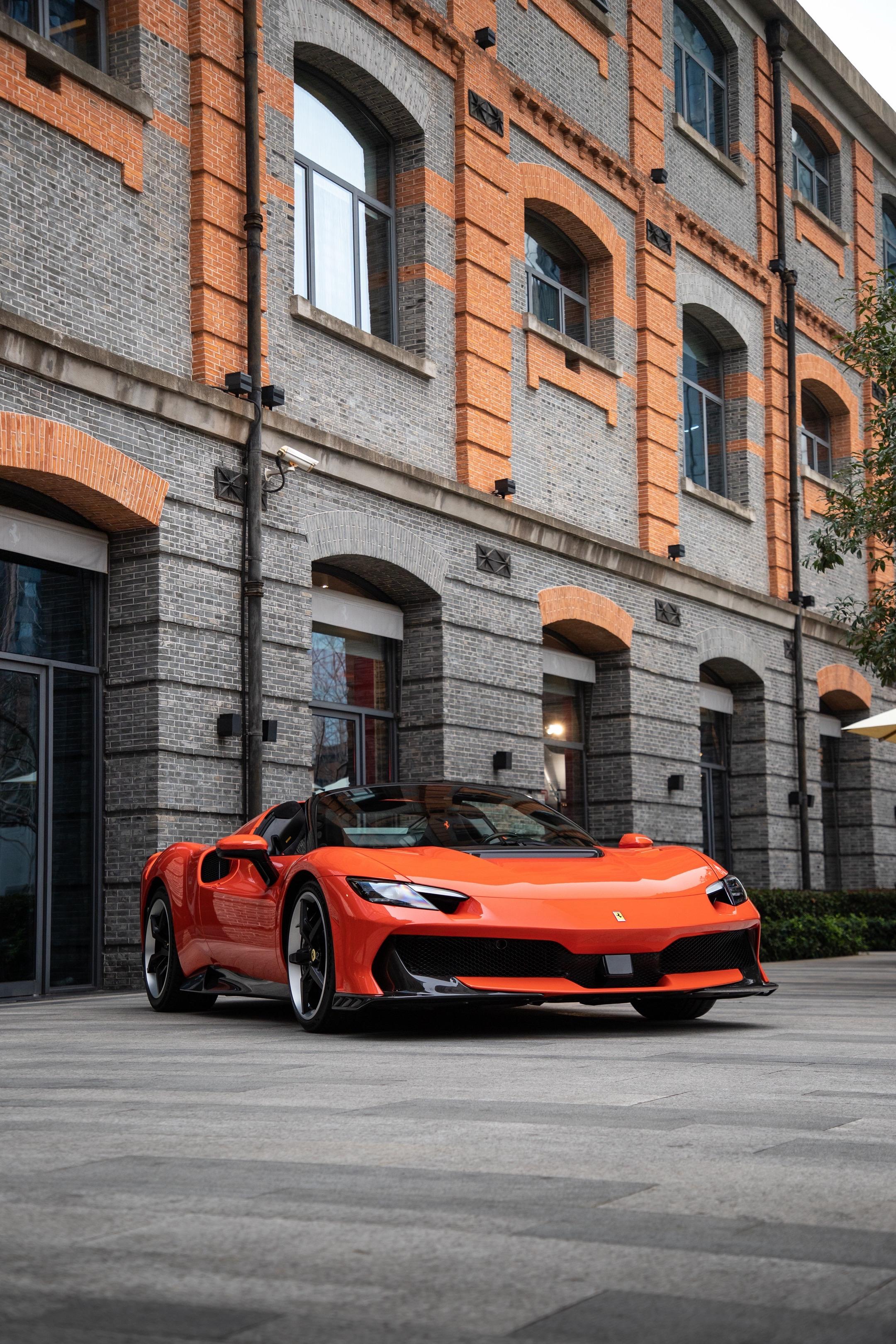 全新法拉利296敞篷赛道版。296 Speciale A 借鉴了法拉利...