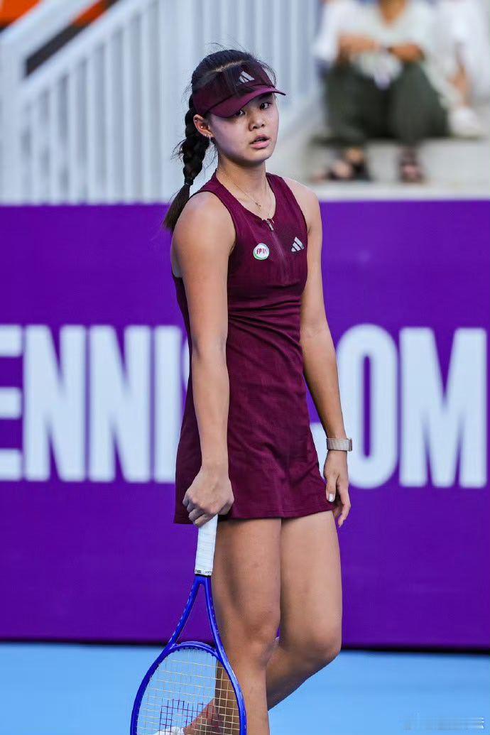 孙心然1比2达特孙心然止步广网半决赛🎾广州国际女子网球公开赛女单半决赛，首次闯
