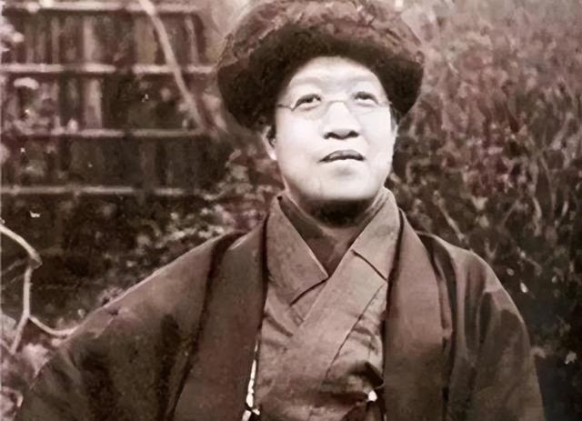 民国初年，一纸征婚启事如惊雷炸响，将章太炎推至舆论风口。这位以革命者、学者、鲁迅