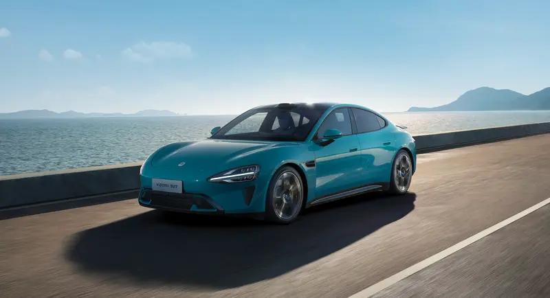 【小米SU7答网友问第五十五集:遥控泊车手机和车的距离有限制吗】 日前，小米汽车