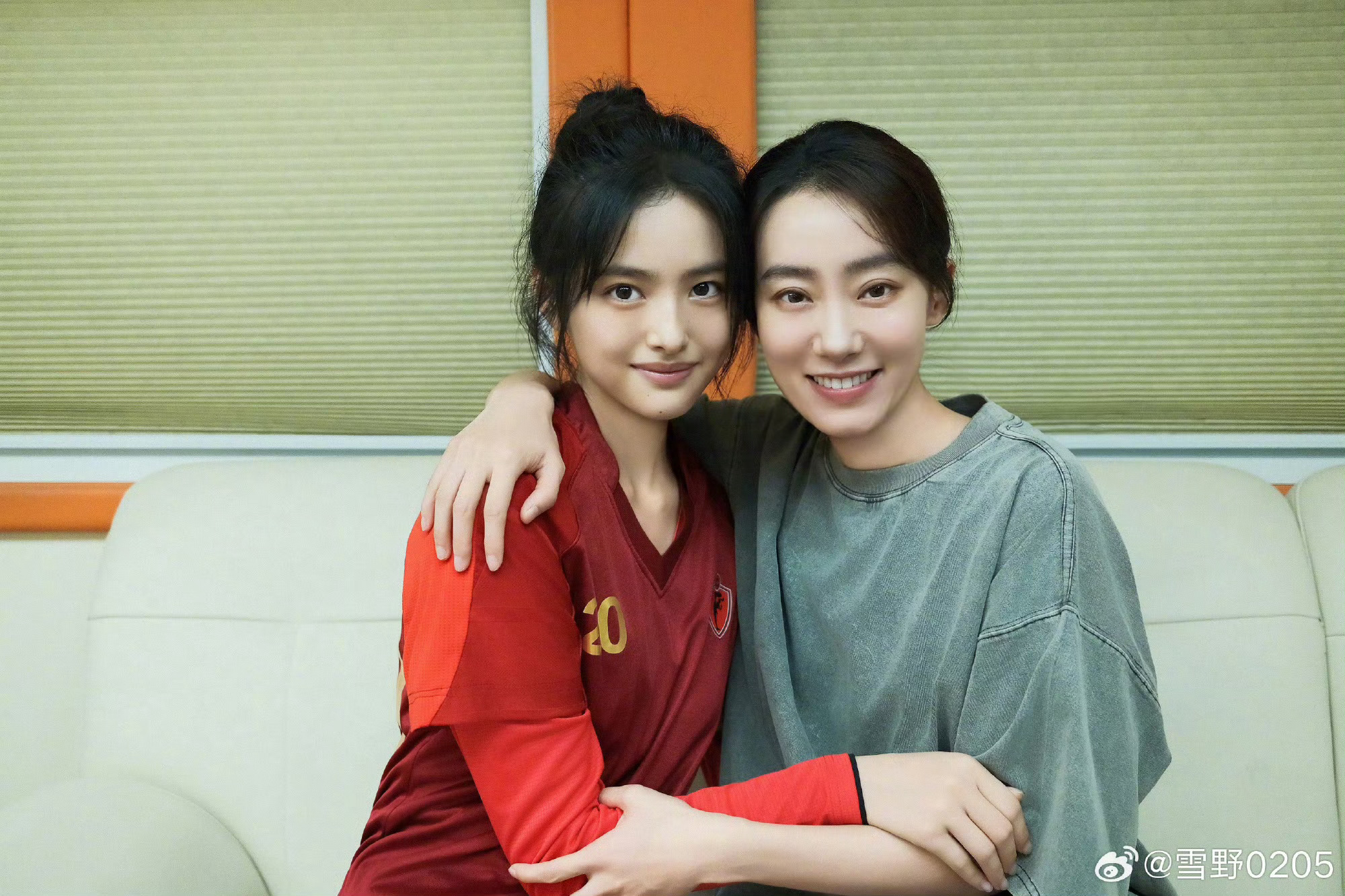 星女郎雪野发与周星驰张小斐艾米合照星女郎雪野连发两条功夫女足花絮照雪野一口气放出