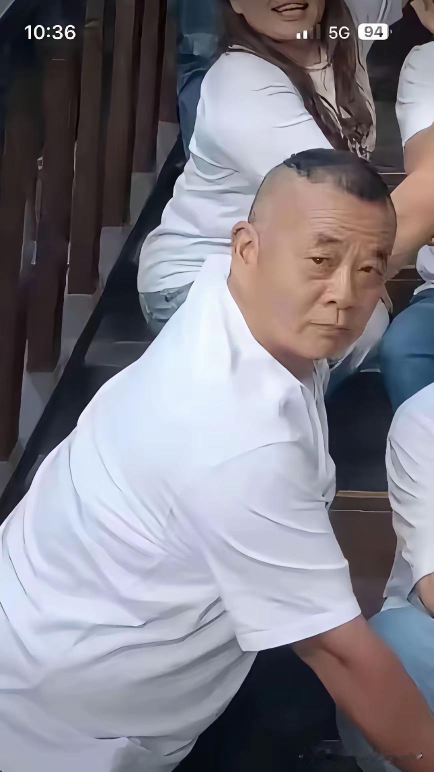 这段时间，网络上热议的“重庆老王”的用词风头盖过了“隔壁老王”，甚至让跟风的重庆