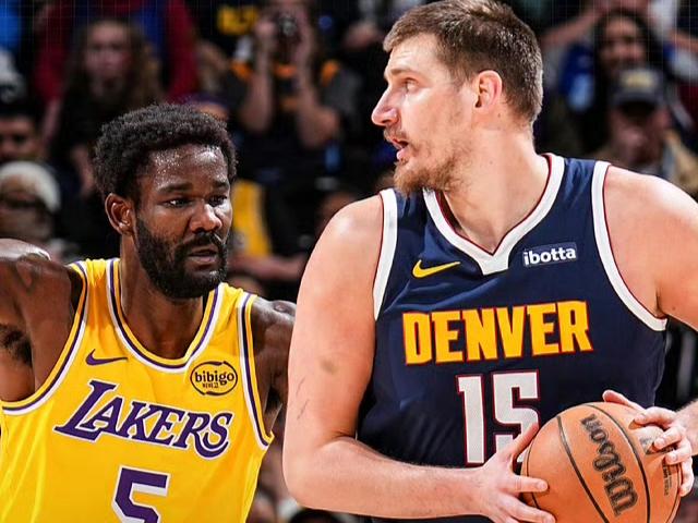 湖人113-120憾负掘金！
詹姆斯创纪录，又一项数据登顶NBA历史第一！
NB