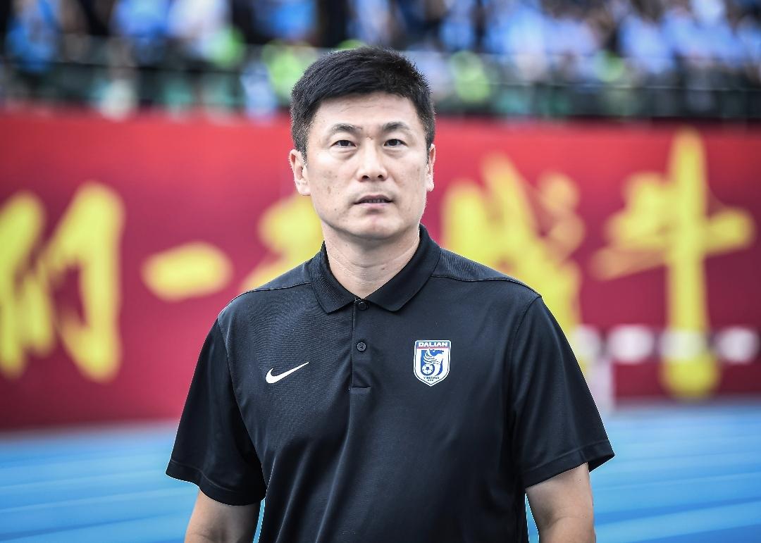 来了尊“大佛”，大连英博也要尝尝这朵带刺的玫瑰。球迷：“懒”名在外，咱可别当了冤