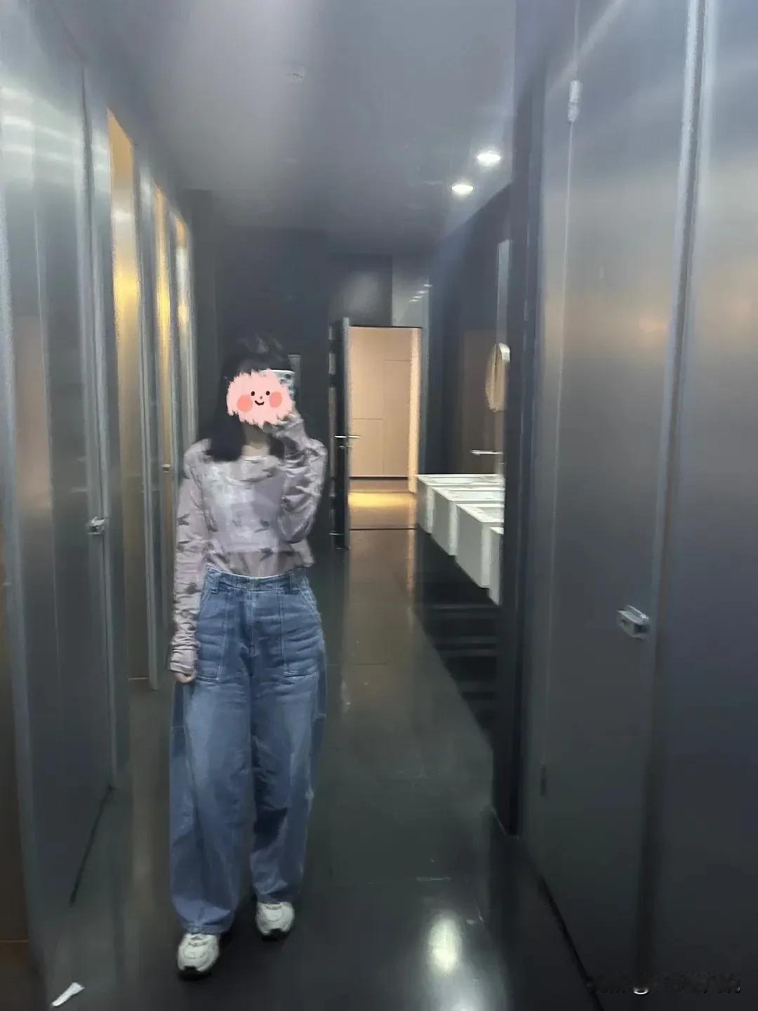 本周给近期新入职的员工做集中培训，在讲到公司的发薪日是15号时，底下有员工小声嘟