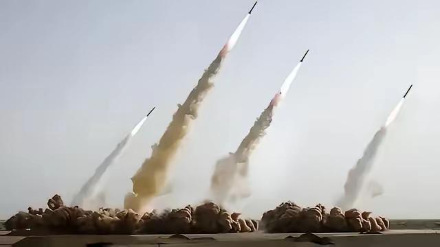 中东老大，还真是伊朗，如果没有美国为以色列撑腰，以色列离地球消失真是不远了！
 