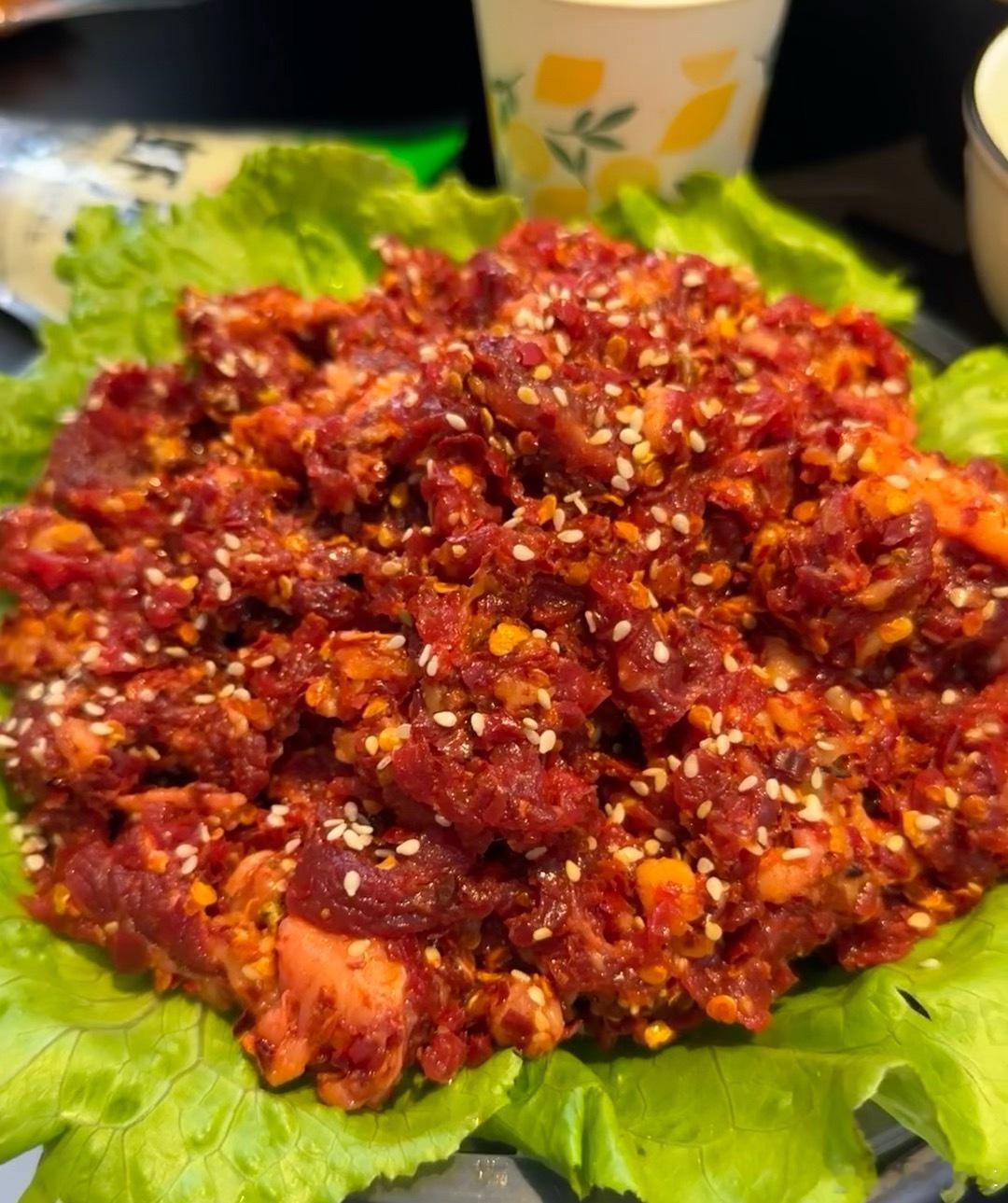 原来火锅店腌制肉这么多危害。其实我真挺喜欢吃这种腌制的肉，感觉腌的的很入味儿，涮