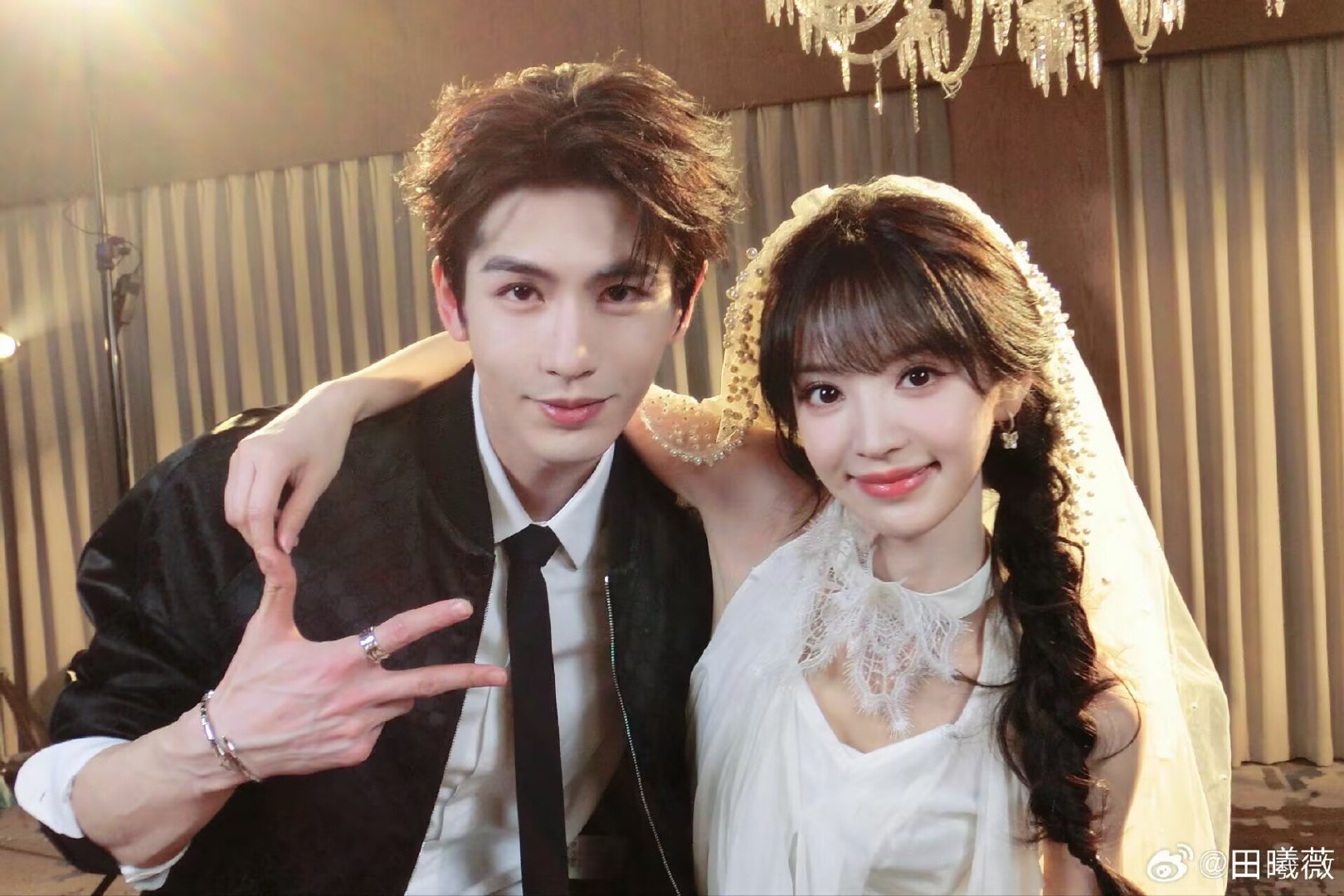 张凌赫田曦薇现代装也很配张凌赫田曦薇现代装也很般配 张凌赫田曦薇现代装也很般配 