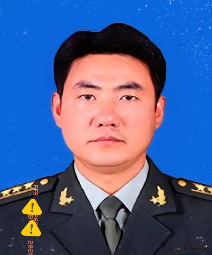 全军上下齐声怒吼：
“踏平朱日和，活捉满广志！”
这不是一个简单的口号，而是对蓝