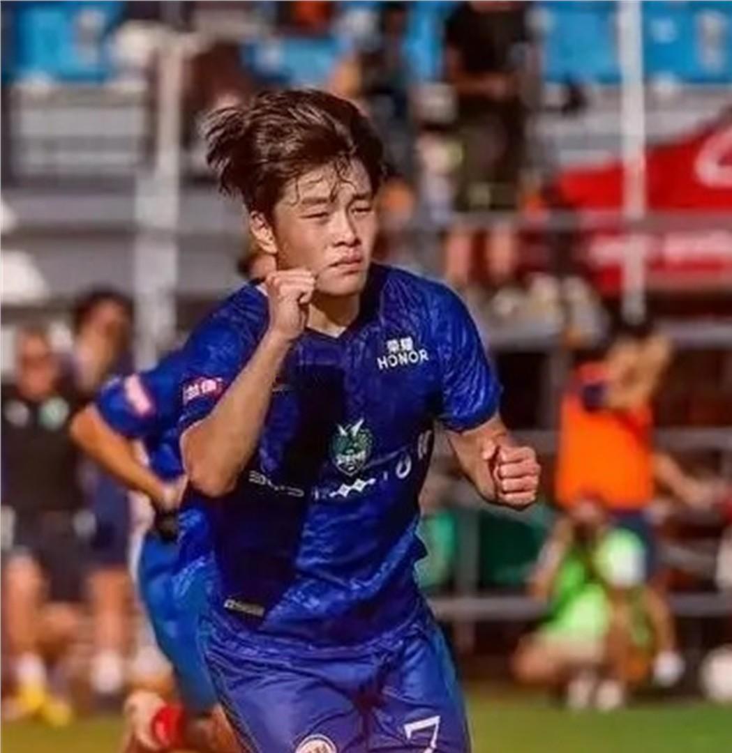 吕孟洋落选中国足协名单却获皇马球探认可，他用赛场上的真实表现证明个人能力可以穿透
