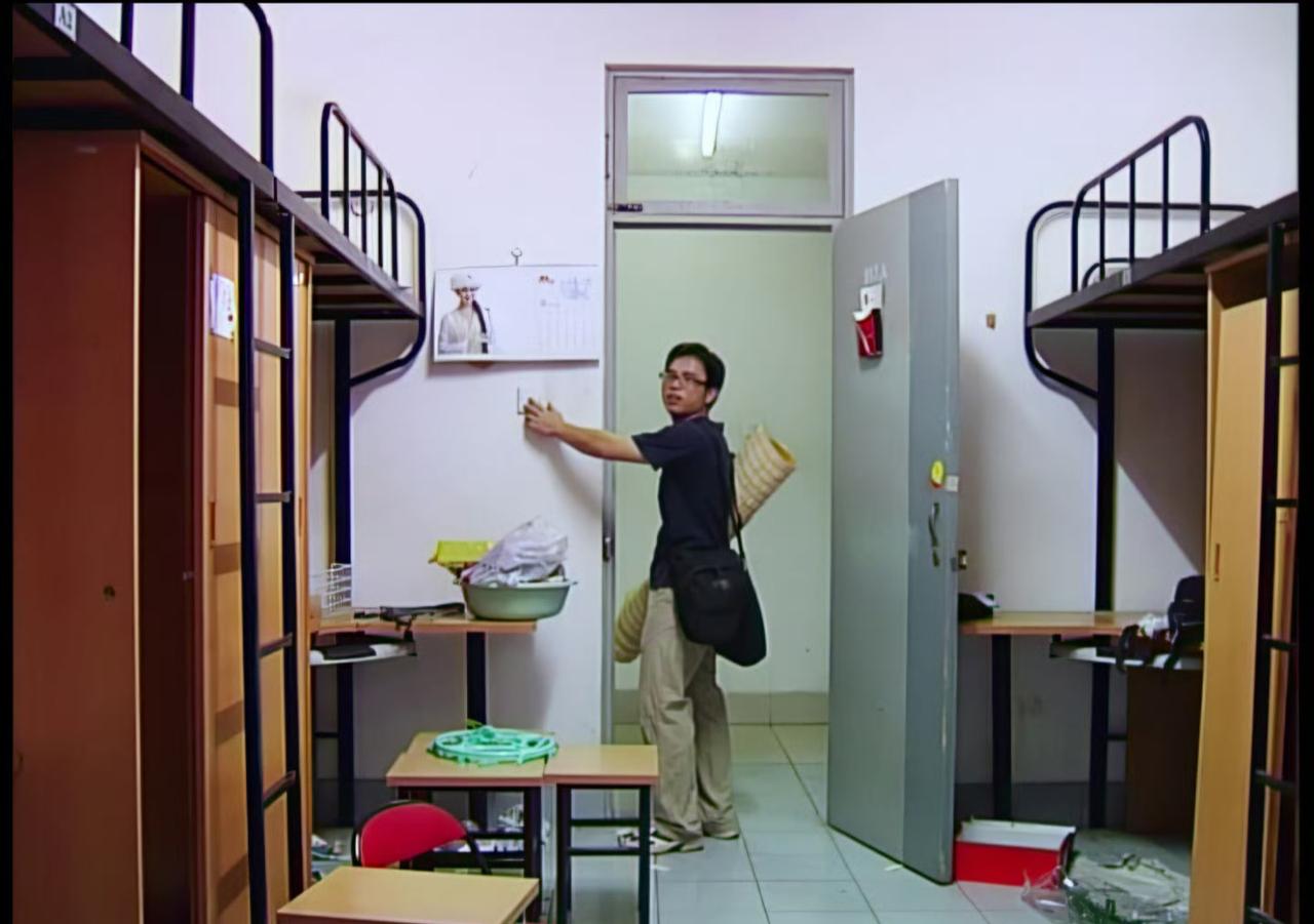 天妒英才！
《我在故宫修文物》的导演叶君去世，年仅43岁，发病时独自在住处无家属