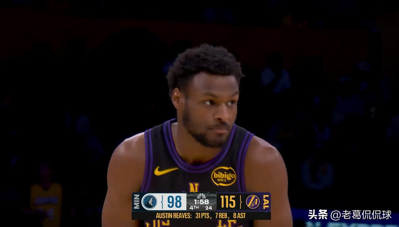 湖人新星布朗尼真是太不喜欢表现了！在今天湖人主场以120：106轻取森林狼的比赛