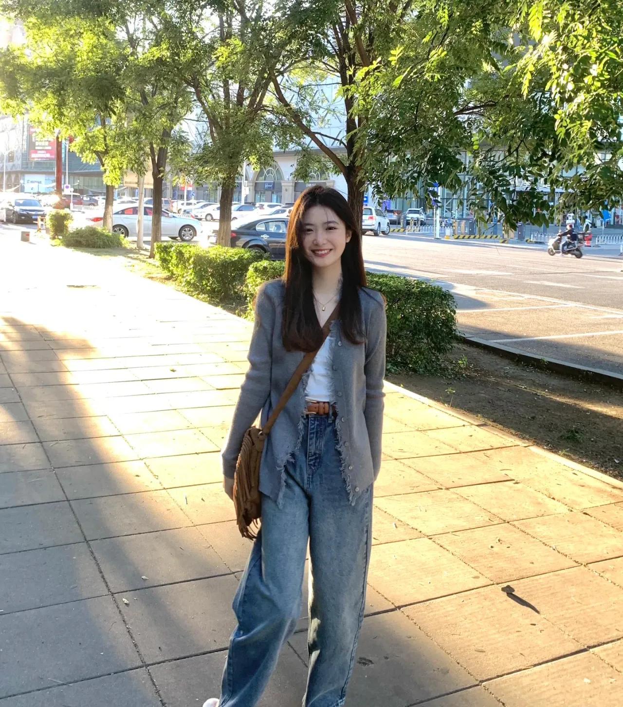 女性为什么喜欢上海？
上海阿姨见到年轻的都喊小姑娘，听到可开心了
这里不会因为到