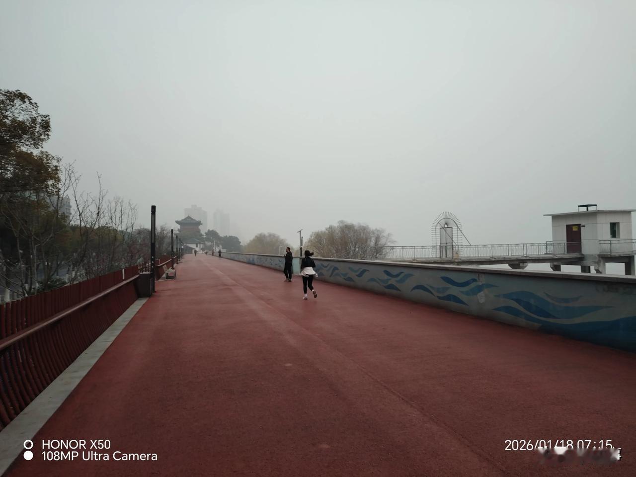 你觉得中年人的压力主要来自哪里中年人的压力主要来自工作压力