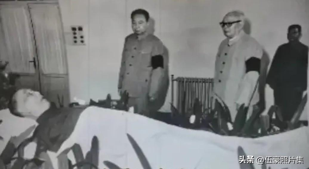 1978年6月12日，郭沫若同志在北京逝世，享年86岁。6月18日，中共中央在人