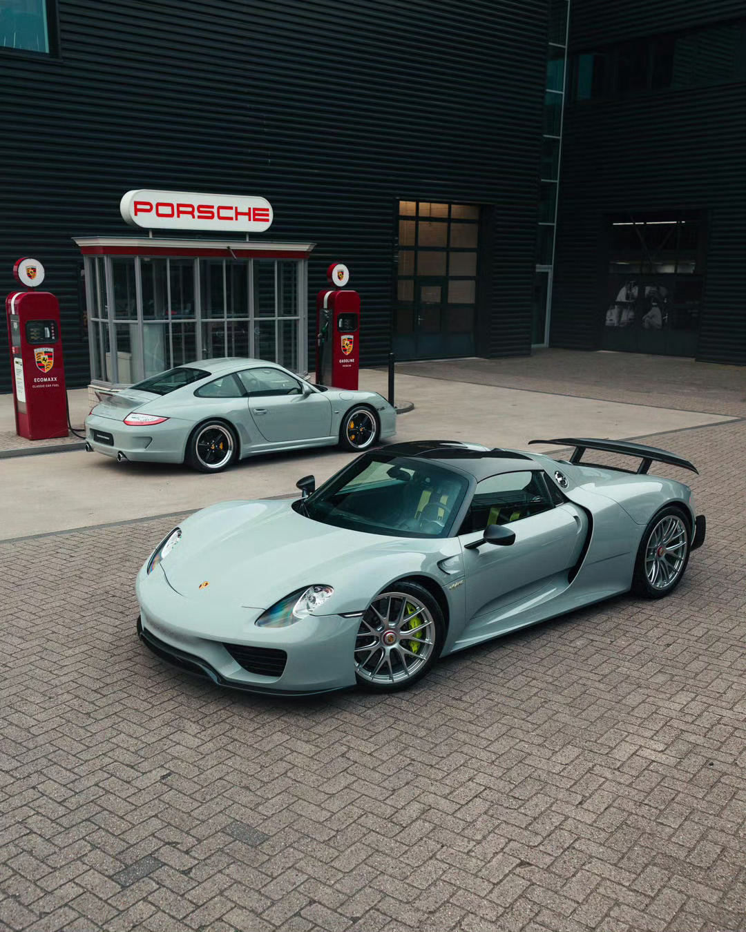Porsche 918 PTS Sport Classic Grey ​​​