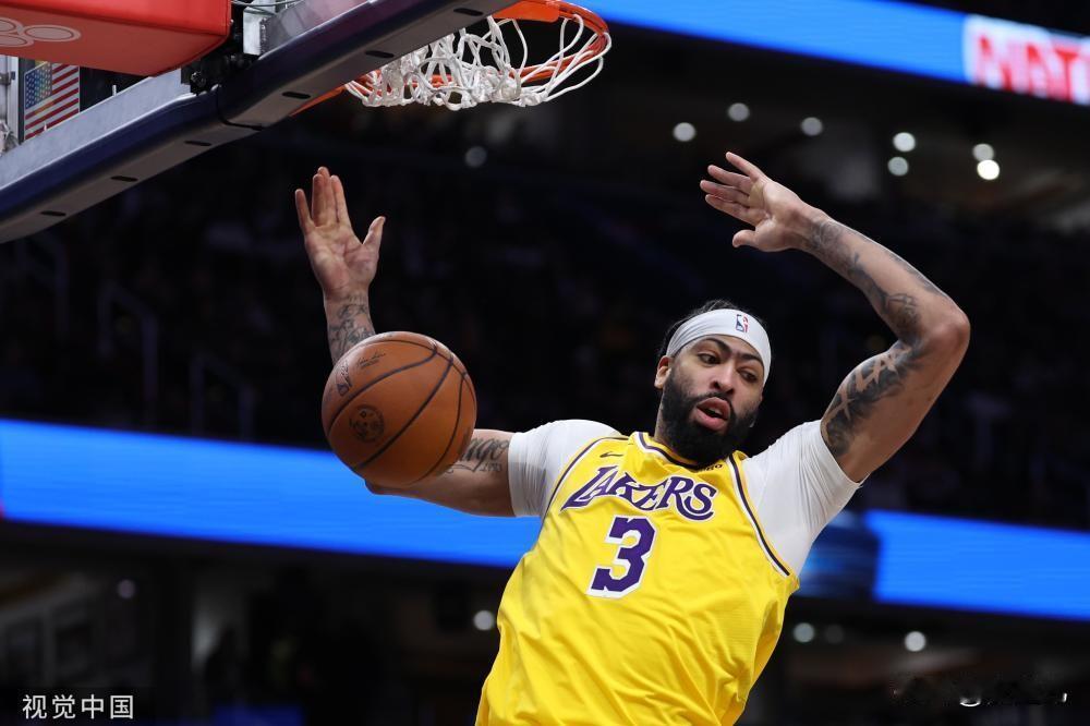 [NBA] 湖人125-120力克奇才   戴维斯35+18詹姆斯25+7+9 