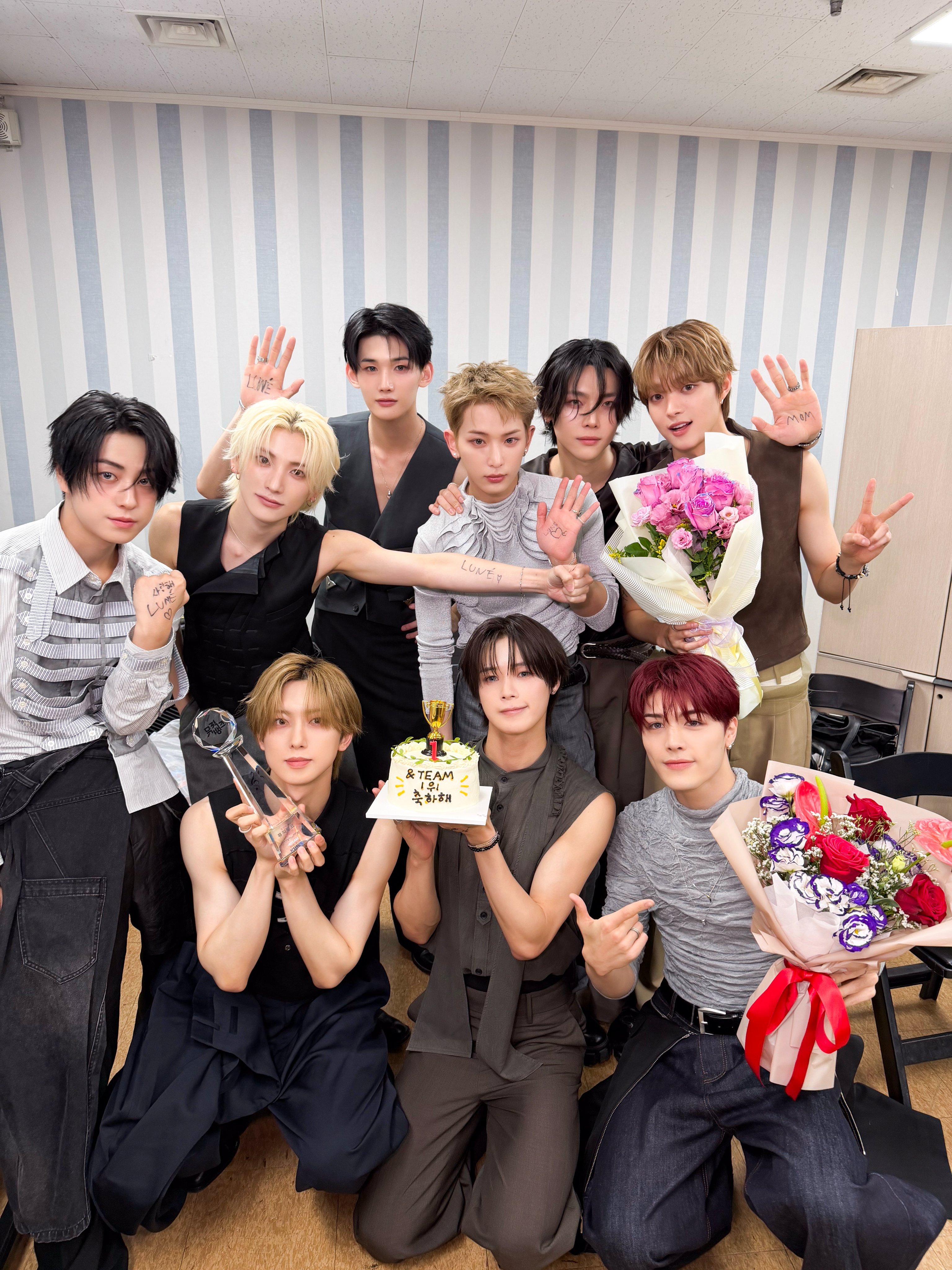 260918 官推更新LUNÉ 谢谢❤️ ​​​