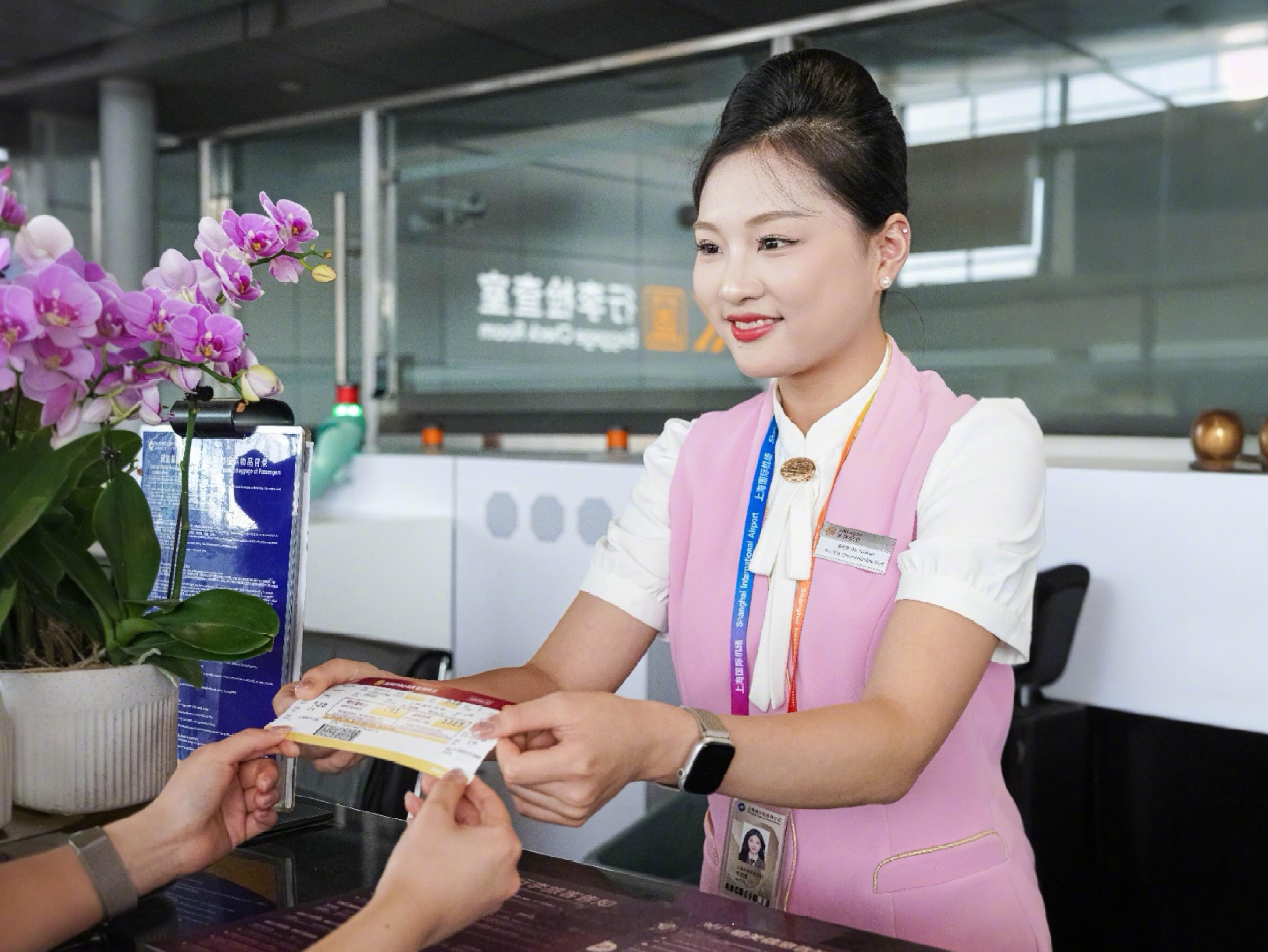 【浦东机场跨航站楼中转行李直挂，吉祥做到了】自4月30日起，吉祥航空与东航（含上