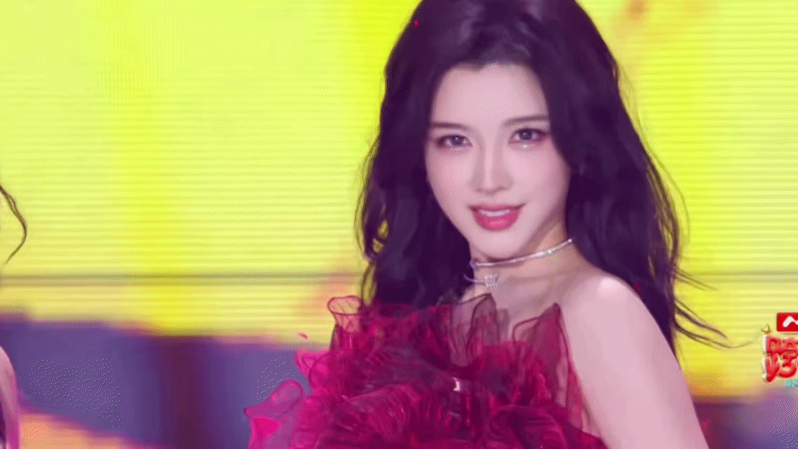 戴燕妮连头发丝都卡上点了！ winkending直接甜晕全场谁懂真的太美了