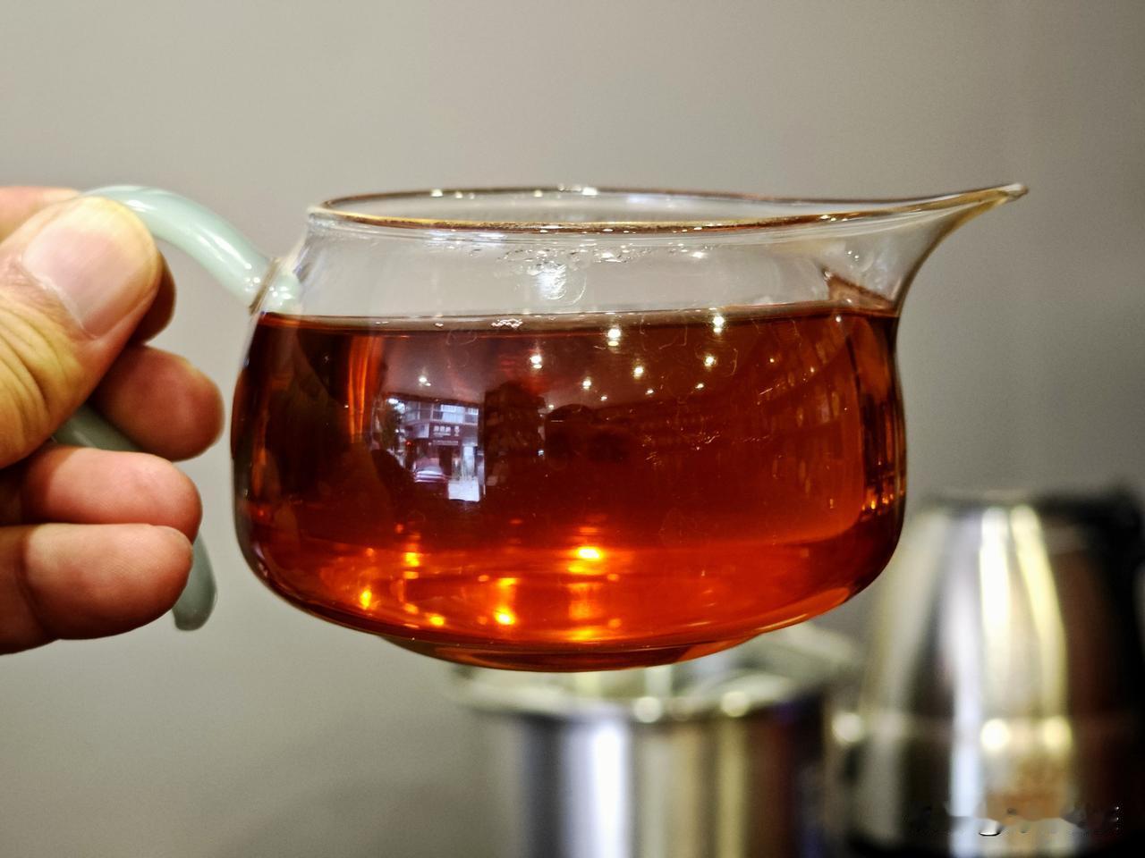 立冬，应该是喝红茶最好的季节，但又不喜欢红茶的口感，最佳替代品只要是发酵类茶都可