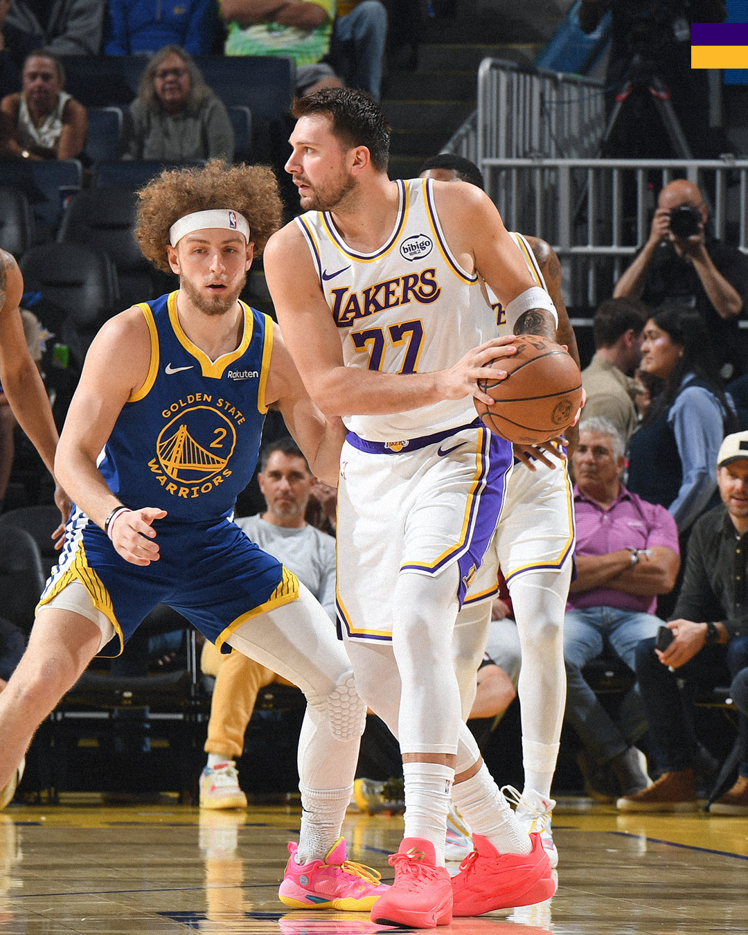 湖人vs勇士 | 第一节🔚湖人3️⃣3️⃣ - 2️⃣0️⃣勇士湖勇大战湖人国