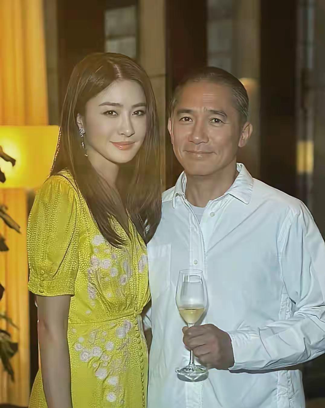 梁朝伟旁边女神是谁？非常有气质