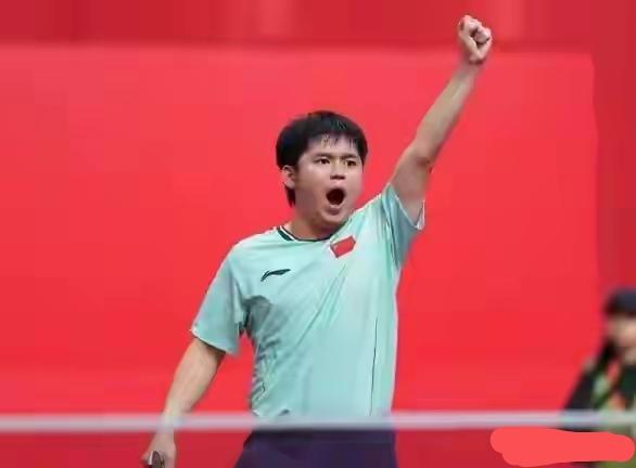 “小石头”缘何突然“爆发”？
         林诗栋强势打进亚运会男子乒乓球单