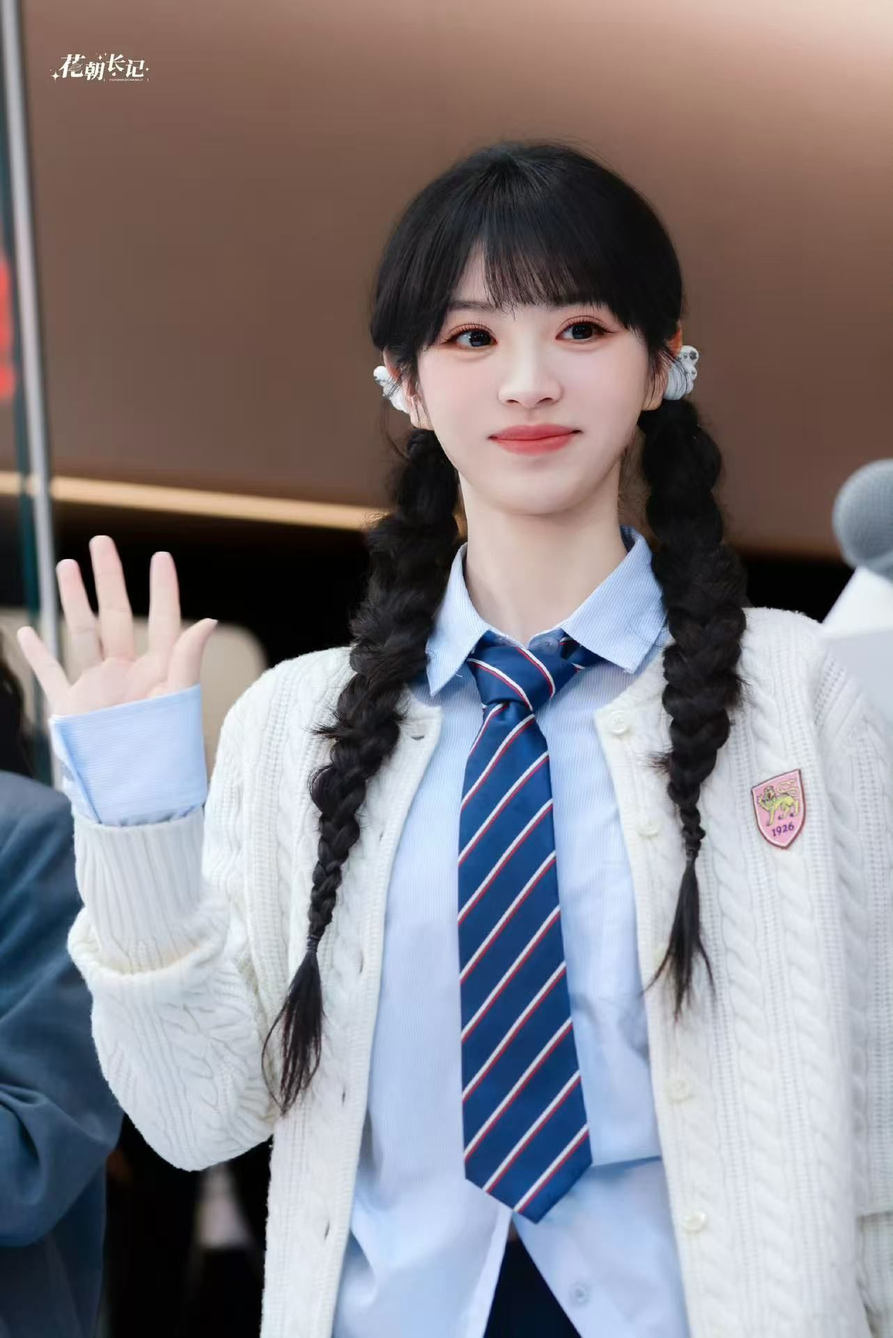 vivoS50痛店不基础店长更不基础 是哪个幸运粉丝被小田用长焦镜头“锁定”了？