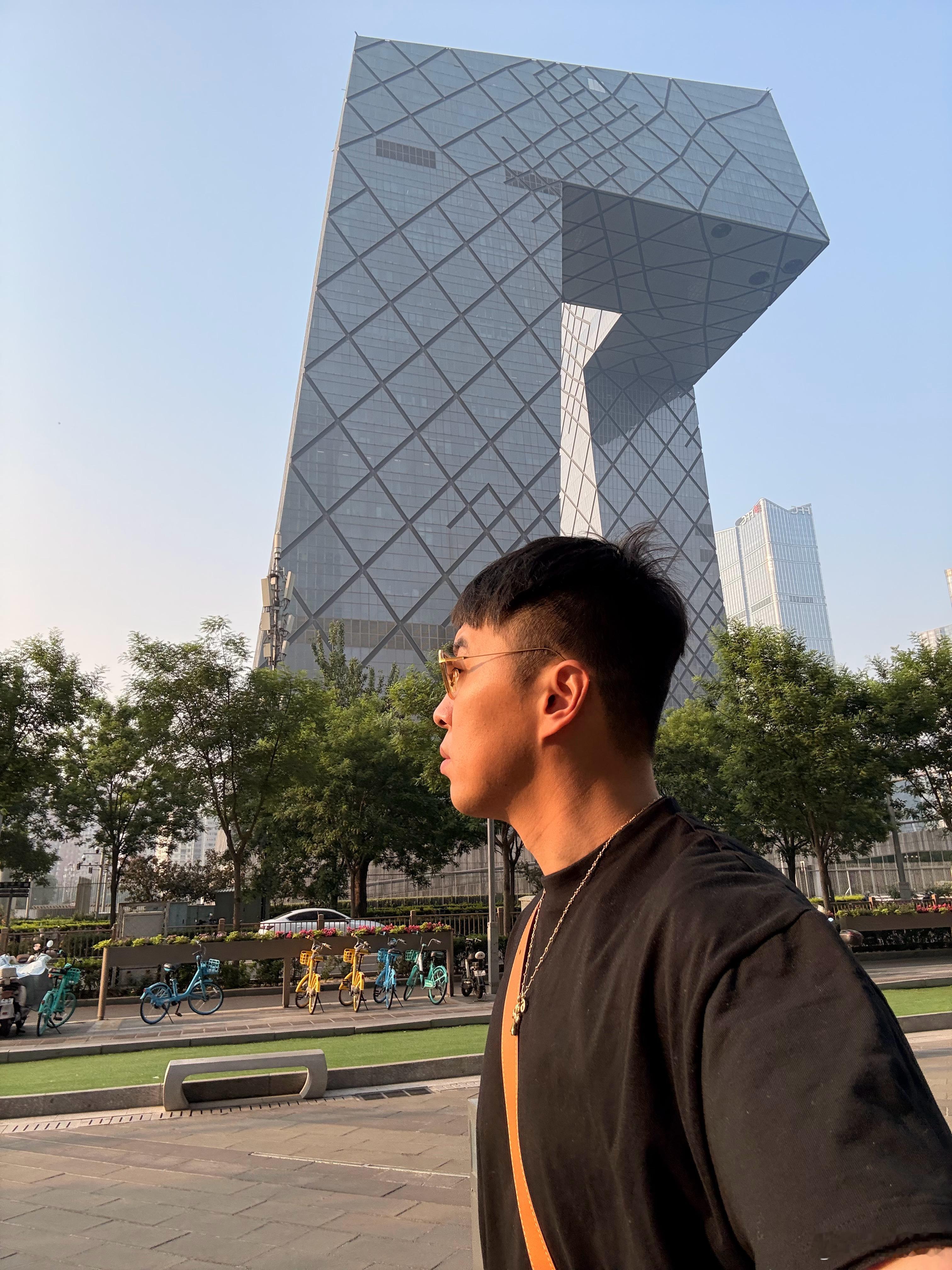 今儿在这说马刺森林狼天王山，第一节文班这种发挥森林狼能顶成这样，真硬 